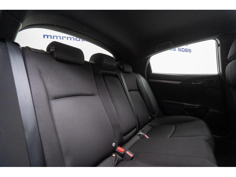 Used Honda Civic 2017 for sale - 76768829: Photo 49