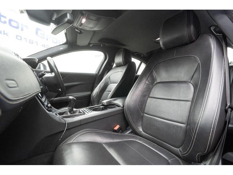 Used Jaguar XE 2017 for sale - 77337656: Photo 23