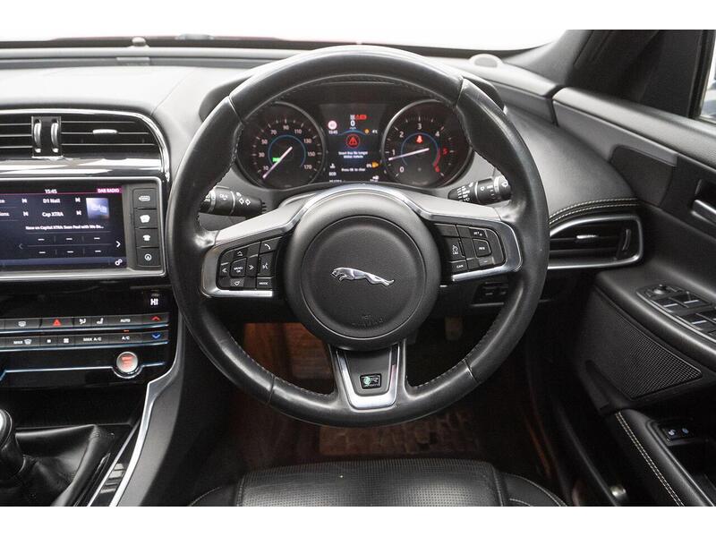 Used Jaguar XE 2017 for sale - 77337656: Photo 25