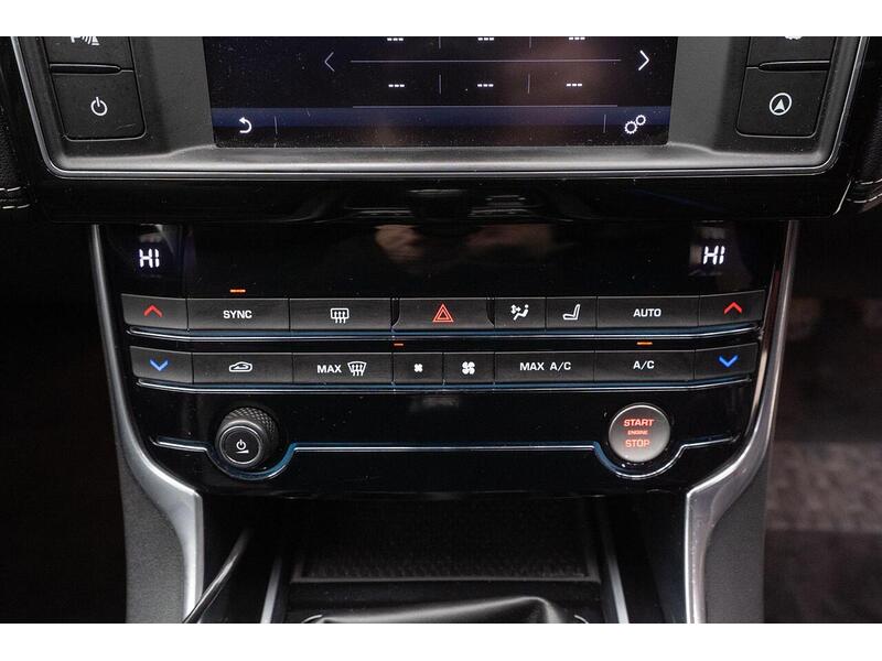 Used Jaguar XE 2017 for sale - 77337656: Photo 34