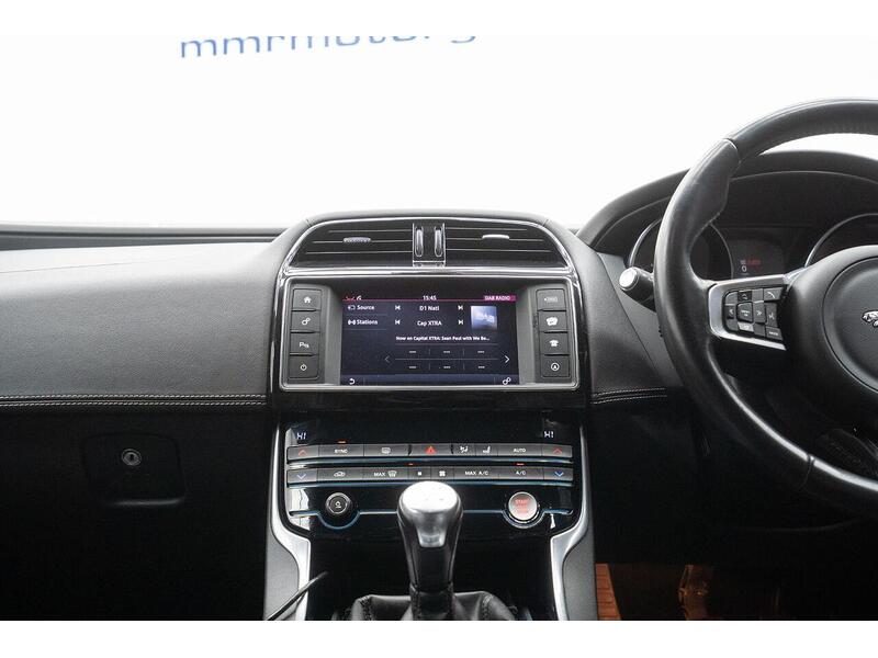 Used Jaguar XE 2017 for sale - 77337656: Photo 36