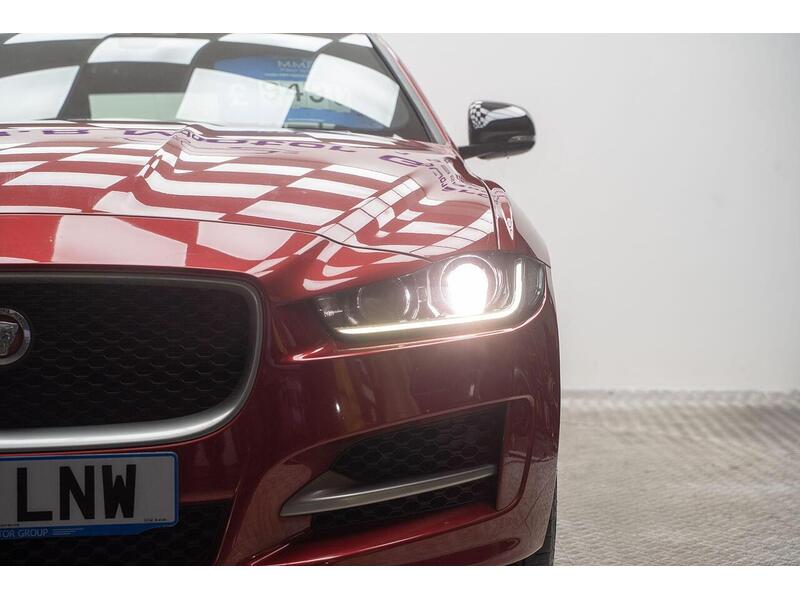 Used Jaguar XE 2017 for sale - 77337656: Photo 6