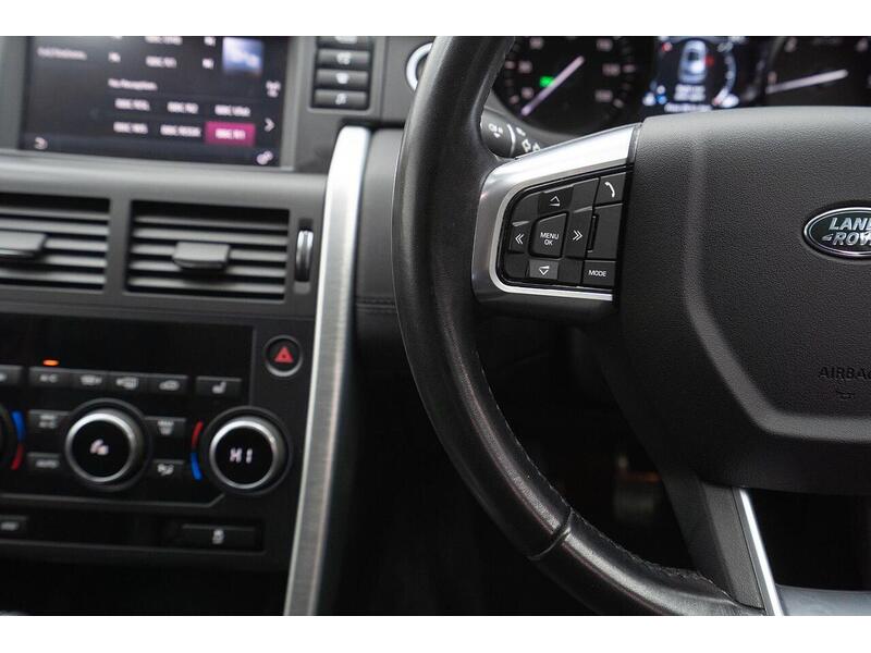 Used Land Rover Discovery Sport 2019 for sale - 76659914: Photo 31