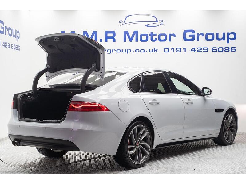 Used Jaguar XF 2018 for sale - 76884499: Photo 10