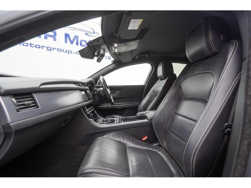 Used Jaguar XF 2018 for sale - 76884499: Photo 25