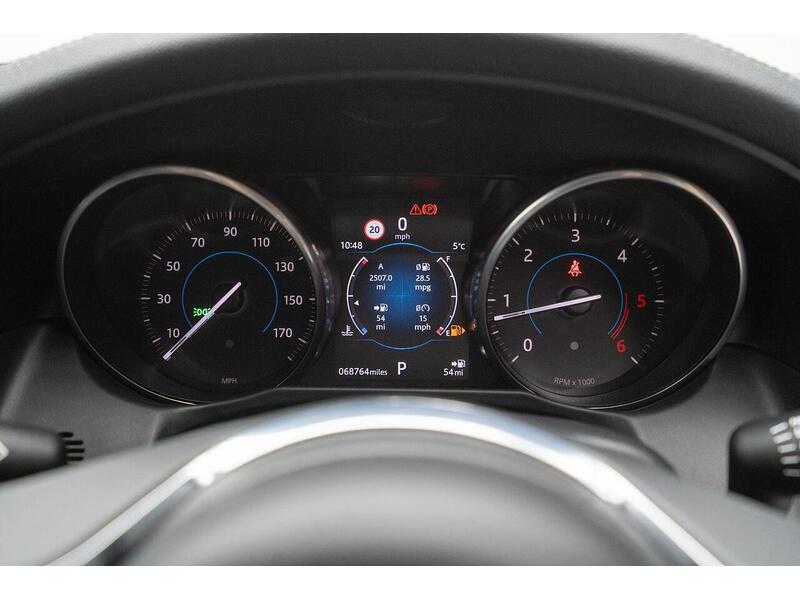 Used Jaguar XF 2018 for sale - 76884499: Photo 32