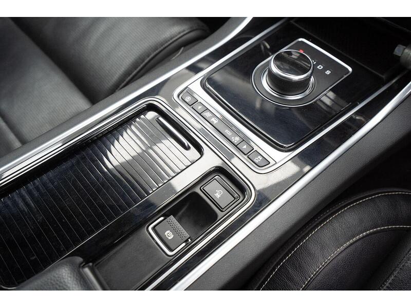 Used Jaguar XF 2018 for sale - 76884499: Photo 38