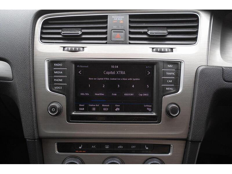 Used Volkswagen Golf 2016 for sale - 76740865: Photo 30