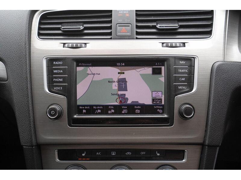 Used Volkswagen Golf 2016 for sale - 76740865: Photo 31