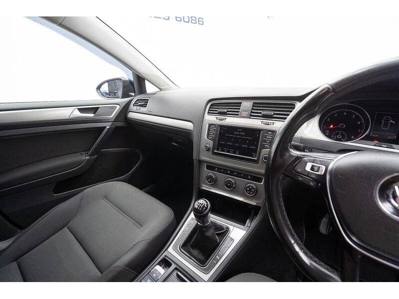 Used Volkswagen Golf 2016 for sale - 76740865: Photo 32