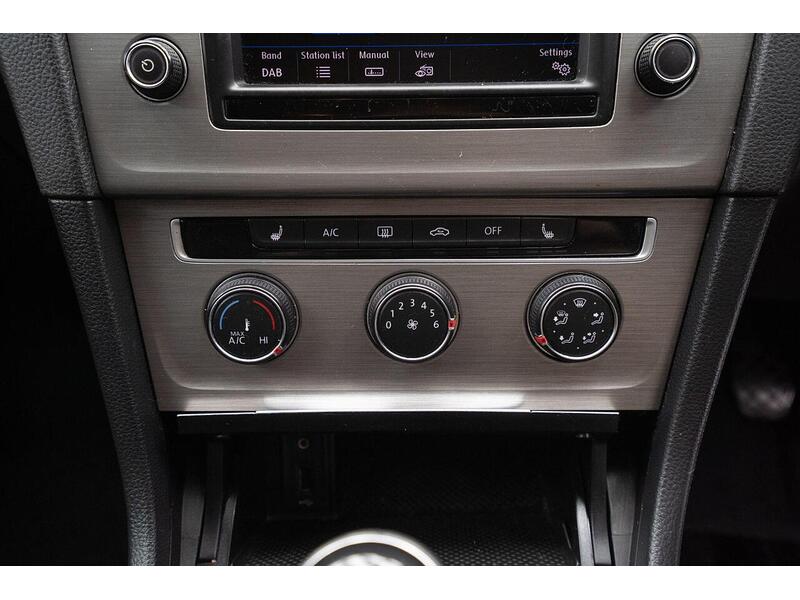 Used Volkswagen Golf 2016 for sale - 76740865: Photo 33