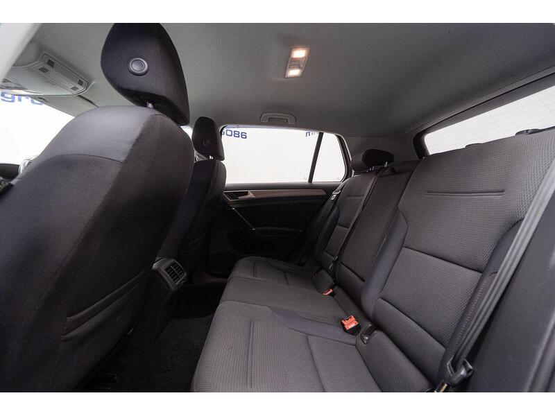 Used Volkswagen Golf 2016 for sale - 76740865: Photo 40