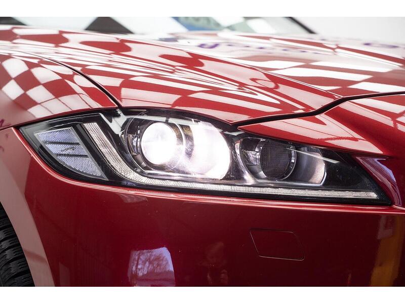 Used Jaguar F-Pace 2018 for sale - 76884511: Photo 17