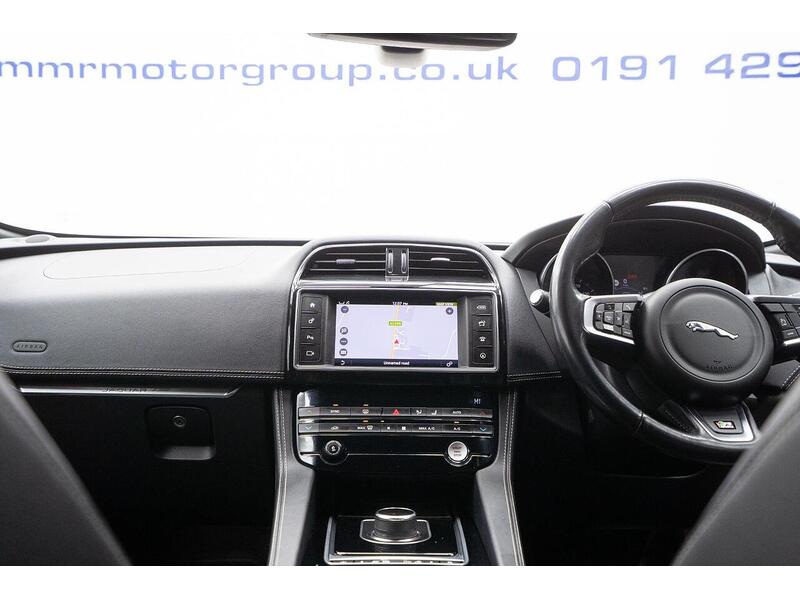 Used Jaguar F-Pace 2018 for sale - 76884511: Photo 25