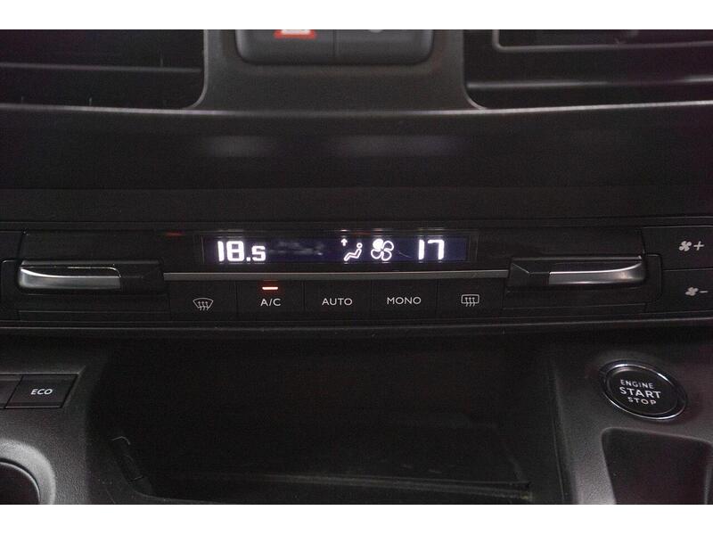 Used Vauxhall Combo Life 2020 for sale - 76659935: Photo 40