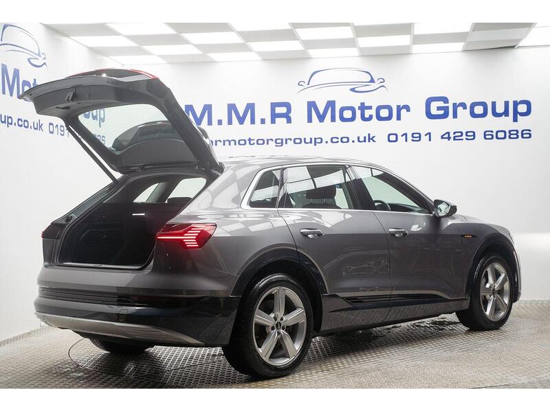 Used Audi e-tron 2021 for sale - 77296327: Photo 10