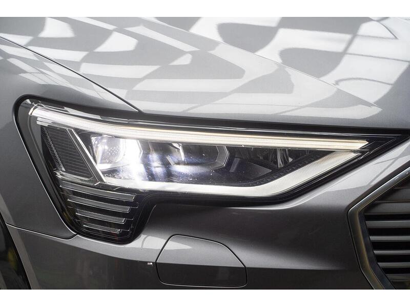 Used Audi e-tron 2021 for sale - 77296327: Photo 19