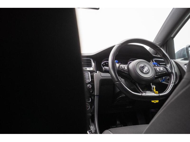 Used Volkswagen Golf 2016 for sale - 77072861: Photo 39