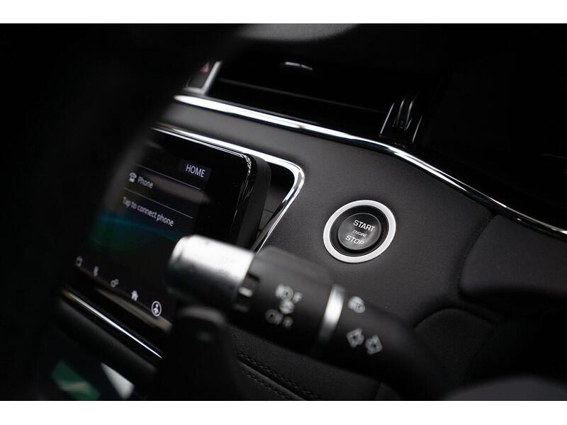 Used Land Rover Range Rover Evoque 2019 for sale - 76659943: Photo 30