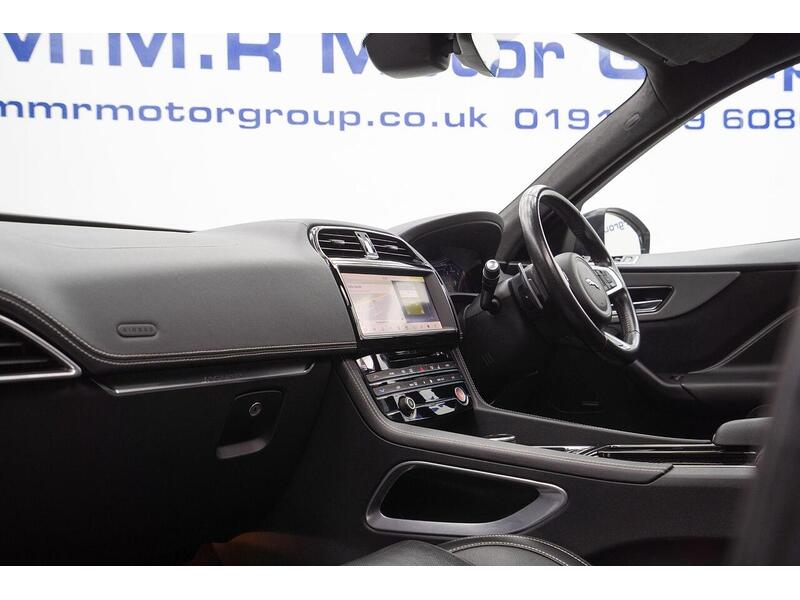 Used Jaguar F-Pace 2020 for sale - 76798898: Photo 26