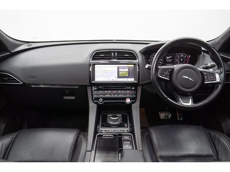 Used Jaguar F-Pace 2020 for sale - 76798898: Photo 29