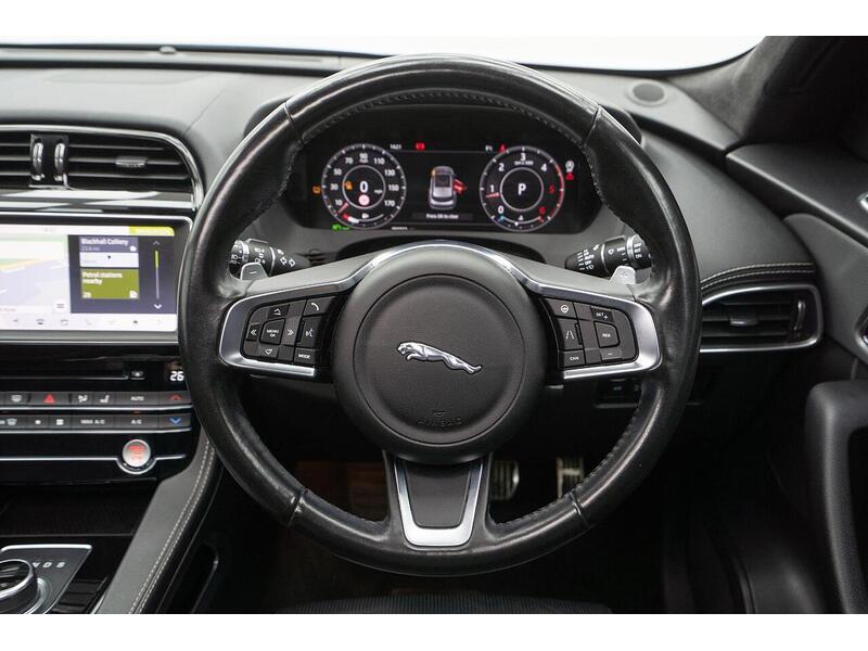 Used Jaguar F-Pace 2020 for sale - 76798898: Photo 31