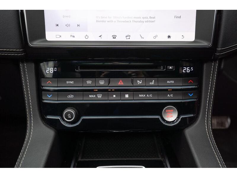 Used Jaguar F-Pace 2020 for sale - 76798898: Photo 37