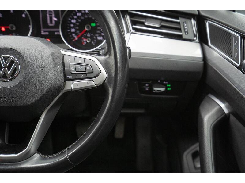 Used Volkswagen Passat 2019 for sale - 76798896: Photo 31