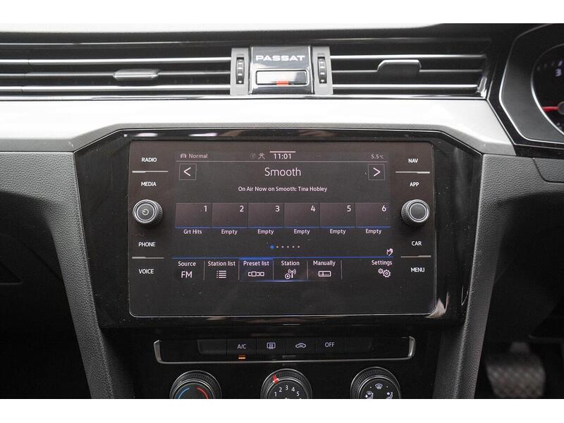 Used Volkswagen Passat 2019 for sale - 76798896: Photo 32