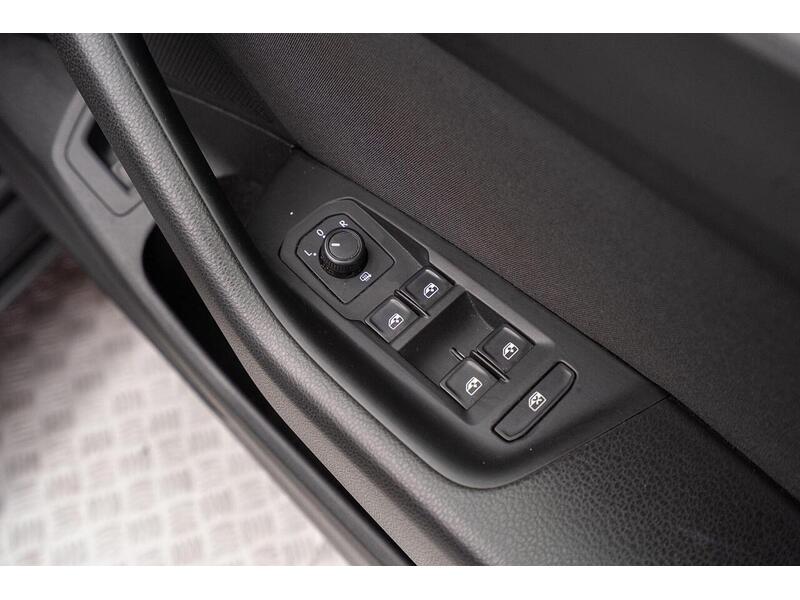 Used Volkswagen Passat 2019 for sale - 76798896: Photo 35