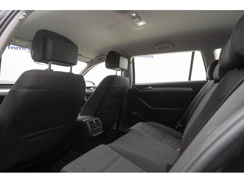 Used Volkswagen Passat 2019 for sale - 76798896: Photo 44