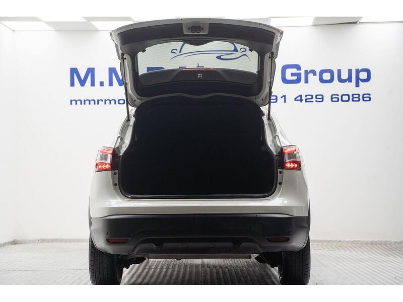 Used Nissan Qashqai 2017 for sale - 76884501: Photo 12