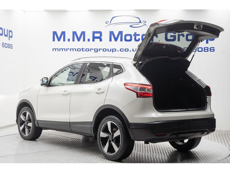 Used Nissan Qashqai 2017 for sale - 76884501: Photo 15