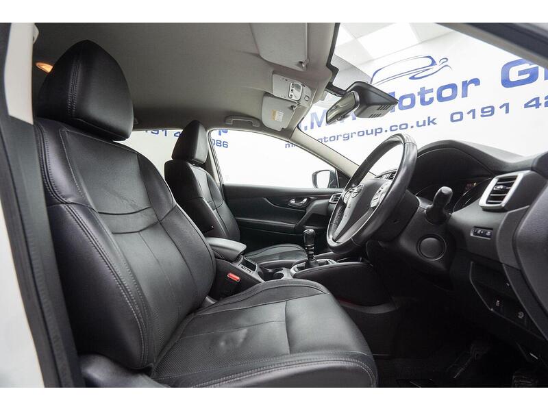 Used Nissan Qashqai 2017 for sale - 76884501: Photo 21