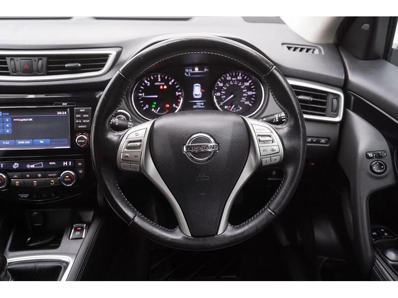 Used Nissan Qashqai 2017 for sale - 76884501: Photo 28