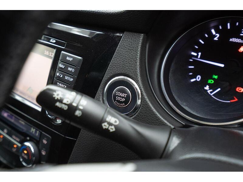 Used Nissan Qashqai 2017 for sale - 76884501: Photo 32