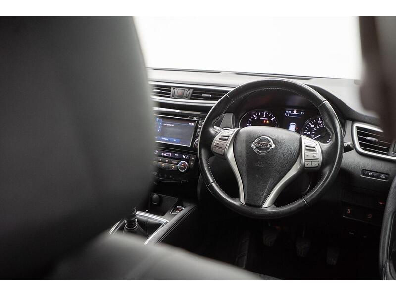 Used Nissan Qashqai 2017 for sale - 76884501: Photo 37