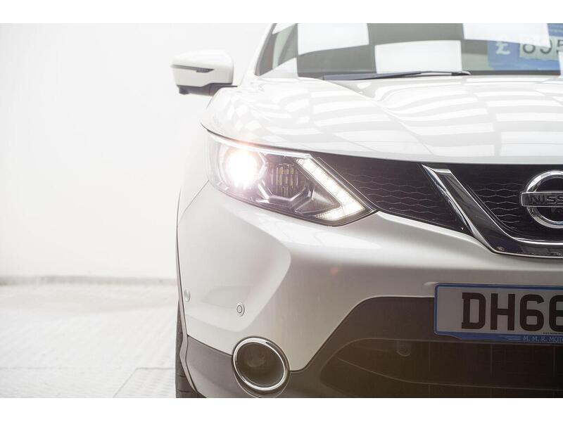 Used Nissan Qashqai 2017 for sale - 76884501: Photo 5