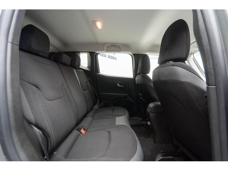 Used Jeep Renegade 2020 for sale - 76798836: Photo 41