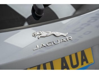 Used Jaguar F-Pace 2020 for sale - 79058407: Photo
