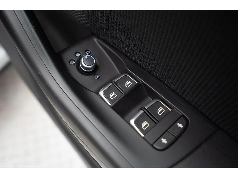 Used Audi Q3 2018 for sale - 76659990: Photo 40