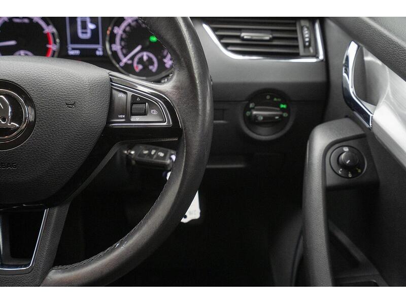 Used Skoda Octavia 2019 for sale - 76768831: Photo 30