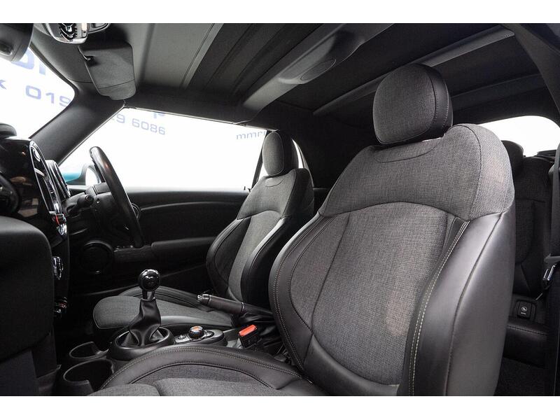 Used MINI Convertible 2018 for sale - 76659907: Photo 39