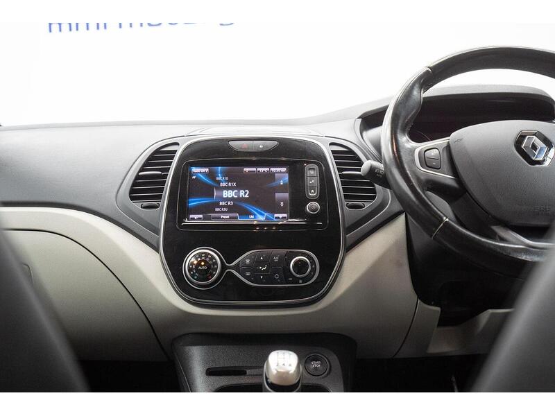 Used Renault Captur 2019 for sale - 76659904: Photo 29