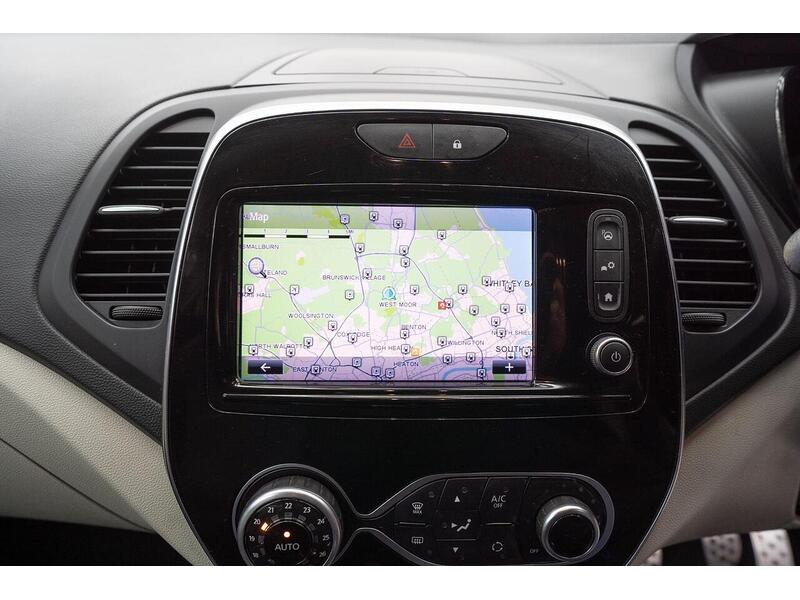 Used Renault Captur 2019 for sale - 76659904: Photo 35