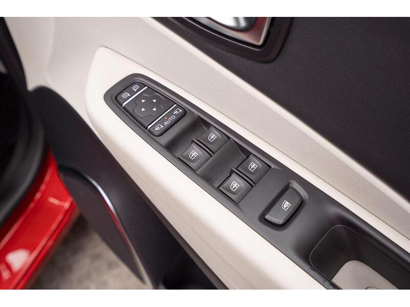 Used Renault Captur 2019 for sale - 76659904: Photo 37