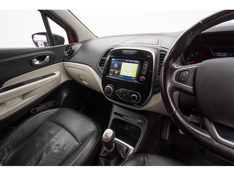 Used Renault Captur 2019 for sale - 76659904: Photo 39