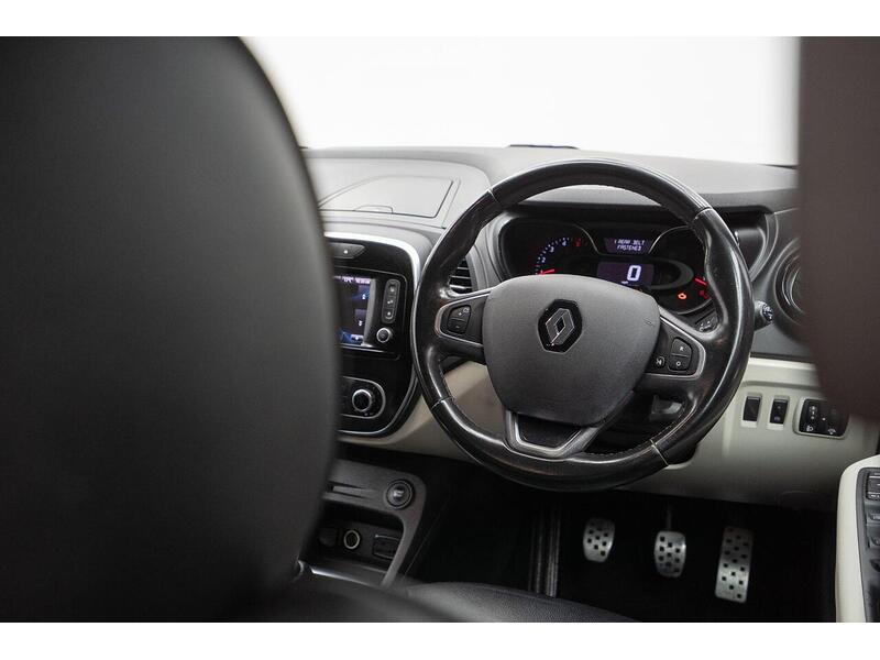 Used Renault Captur 2019 for sale - 76659904: Photo 42