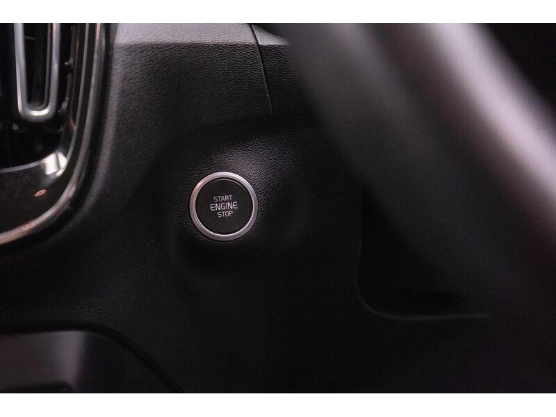 Used Volvo XC40 2019 for sale - 76725130: Photo 40