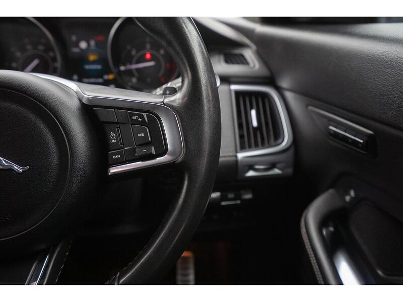 Used Jaguar E-Pace 2019 for sale - 76659973: Photo 33